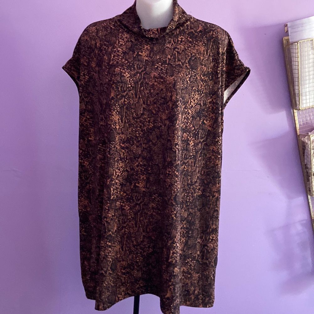 Chico's Women's Brown Black Sleeveless Faux Turtleneck Top Size 4 Rear Zip
